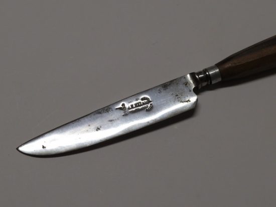 Lote: 123 - Lote: 123 - Cuchillo verijero