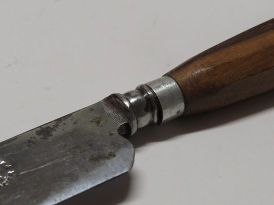 Lote: 123 - Lote: 123 - Cuchillo verijero