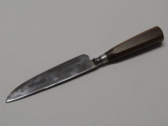 Lote: 123 - Lote: 123 - Cuchillo verijero