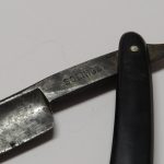 Lote: 89 - Lote: 89 - Navaja de barbero y acentador