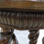 Lote: 51 - Lote: 51 - Mesa de sala estilo Jacobino