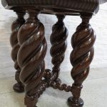 Lote: 51 - Lote: 51 - Mesa de sala estilo Jacobino