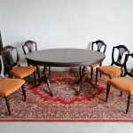 Lote: 127 - Lote: 127 - Juego de comedor estilo Ingles Sheraton