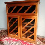 Lote: 117 - Lote: 117 - Mueble aparador tipo bar