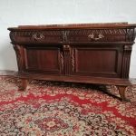 Lote: 142 - Lote: 142 - Mueble aparador estilo Ingles