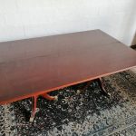 Lote: 123 - Lote: 123 - Mesa libro estilo Ingles
