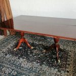 Lote: 123 - Lote: 123 - Mesa libro estilo Ingles