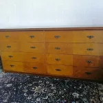 Lote: 131 - Lote: 131 - Comoda