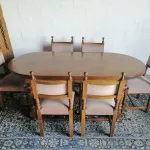 Lote: 129 - Lote: 129 - Juego de comedor estilo Español