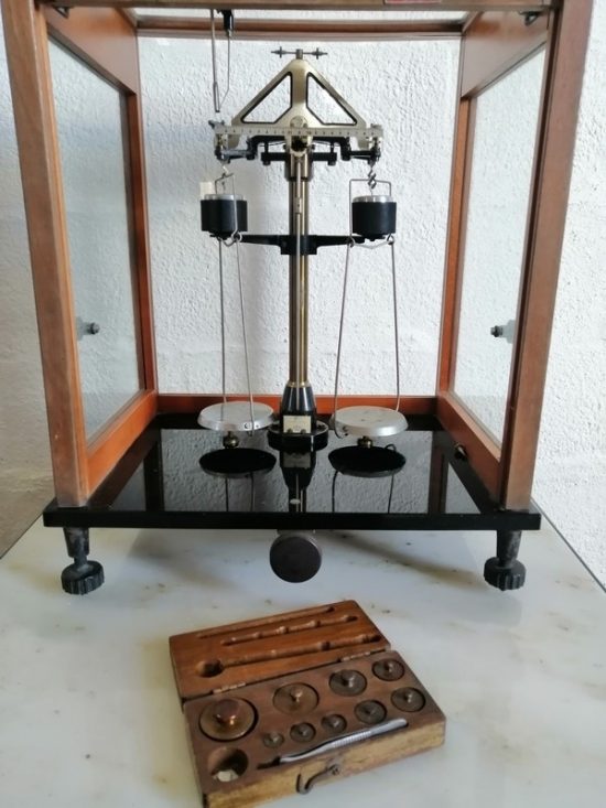 Lote: 93 - Lote: 93 - Balnaza de precisión