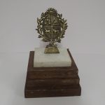 Lote: 1 - Lote: 1 - Escudo Nacional y busto Artigas