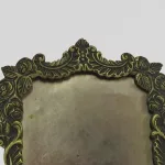 Lote: 7 - Lote: 7 - Crucifijo y portaretrato en bronce