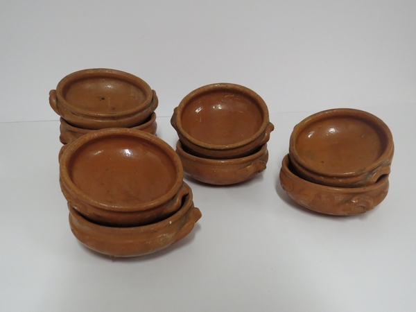 Lote: 11 - Lote: 11 - Cazuleas de cerámica
