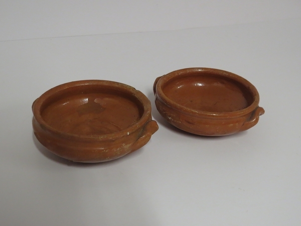 Lote: 11 - Lote: 11 - Cazuleas de cerámica