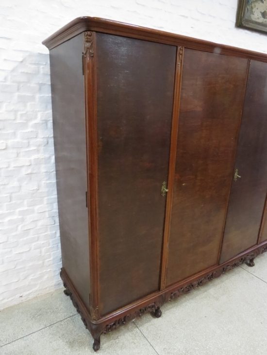 Lote: 80 - Lote: 80 - Ropero Frances Luis XV