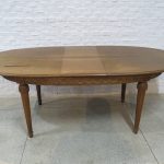 Lote: 125 - Lote: 125 - Mesa de comedor Luis XVI