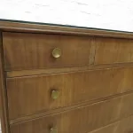 Lote: 86 - Lote: 86 - Cómoda americana