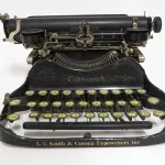 Lote: 96 - Lote: 96 - Maquina de escribir 