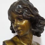 Lote: 108 - Lote: 108 - Busto de terracota