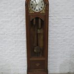 Lote: 110 - Lote: 110 - Reloj de pie