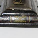 Lote: 82 - Lote: 82 - Máquina de coser de hojalata