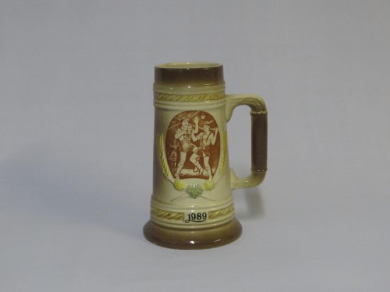 Lote: 2 - Lote: 2 - 3 jarras cerveceras