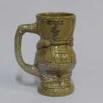 Lote: 6 - Lote: 6 - 2 Jarras de cerámica