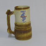 Lote: 7 - Lote: 7 - 2 Jarras de cerámica