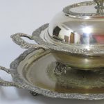 Lote: 49 - Lote: 49 - Sopera en metal