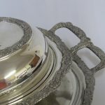 Lote: 49 - Lote: 49 - Sopera en metal