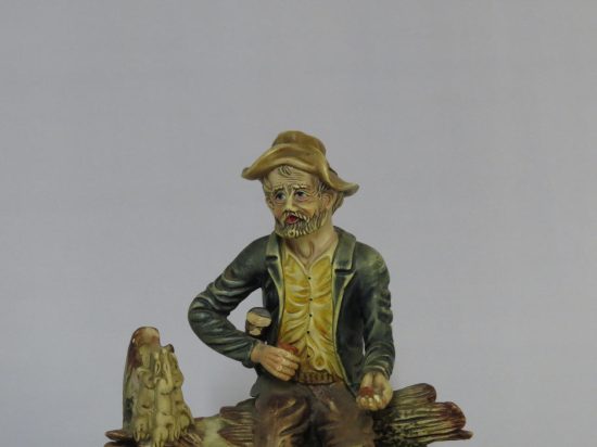 Lote: 14 - Lote: 14 - Figura de loza