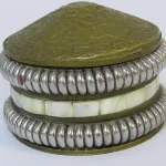 Lote: 20 - Lote: 20 - Lote de bronce y abanico