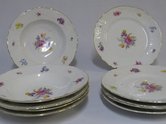 Lote: 135 - Lote: 135 - Lote de platos