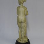 Lote: 104 - Lote: 104 - Estatuilla en yeso