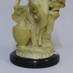 Lote: 105 - Lote: 105 - Estatuilla en yeso
