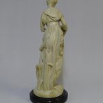 Lote: 106 - Lote: 106 - Estatuilla en yeso