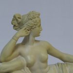 Lote: 107 - Lote: 107 - Estatuilla en yeso