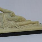 Lote: 107 - Lote: 107 - Estatuilla en yeso
