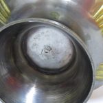 Lote: 145 - Lote: 145 - Jarrón en metal
