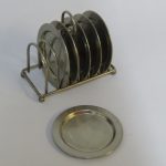 Lote: 108 - Lote: 108 - Colador de té y posa vasos