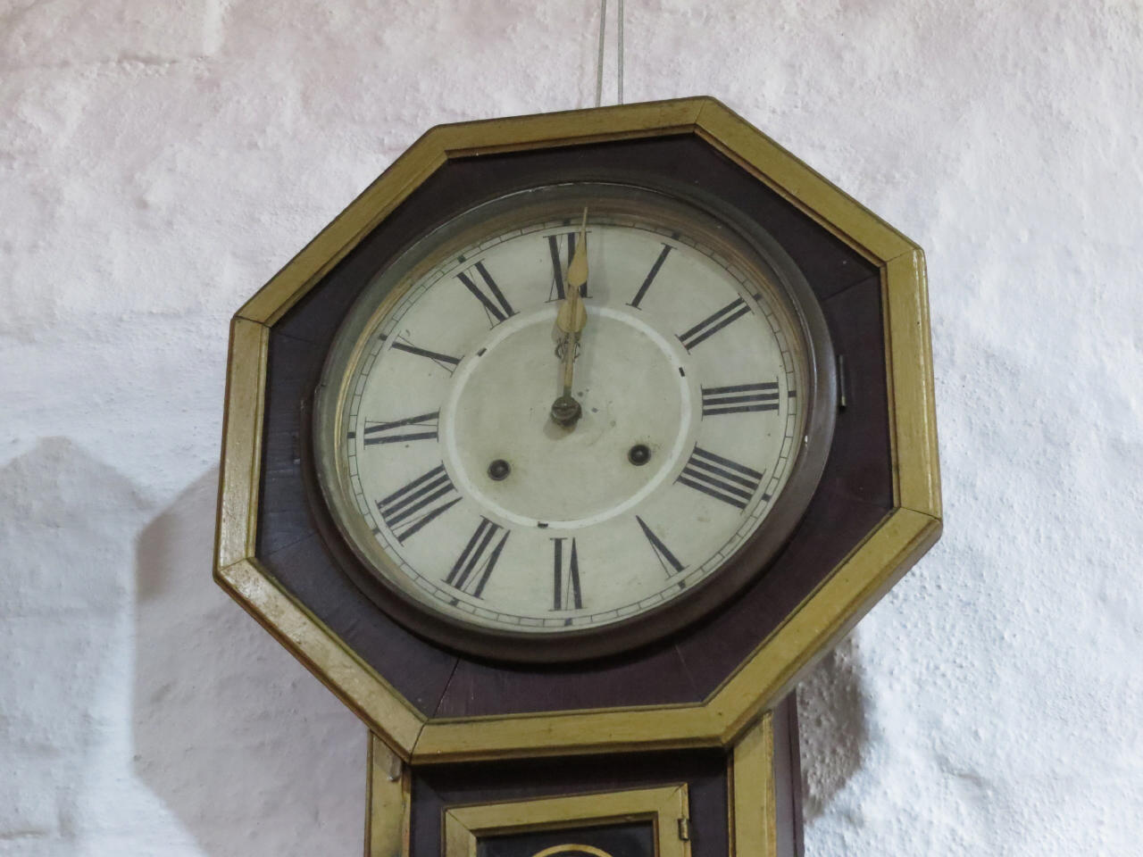Lote: 65.D - Lote: 65.D - Reloj antiguo de pared