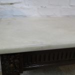 Lote: 57 - Lote: 57 - Dressoire con mesada de marmol