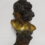 Lote: 110 - Lote: 110 - Busto de terracota