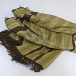 Lote: 214 - Lote: 214 - Poncho en alpaca