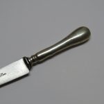Lote: 105 - Lote: 105 - Cuchillo de mesa