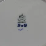Lote: 9 - Lote: 9 - Plato en porcelana