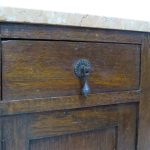 Lote: 114 - Lote: 114 - Mesa de luz de roble