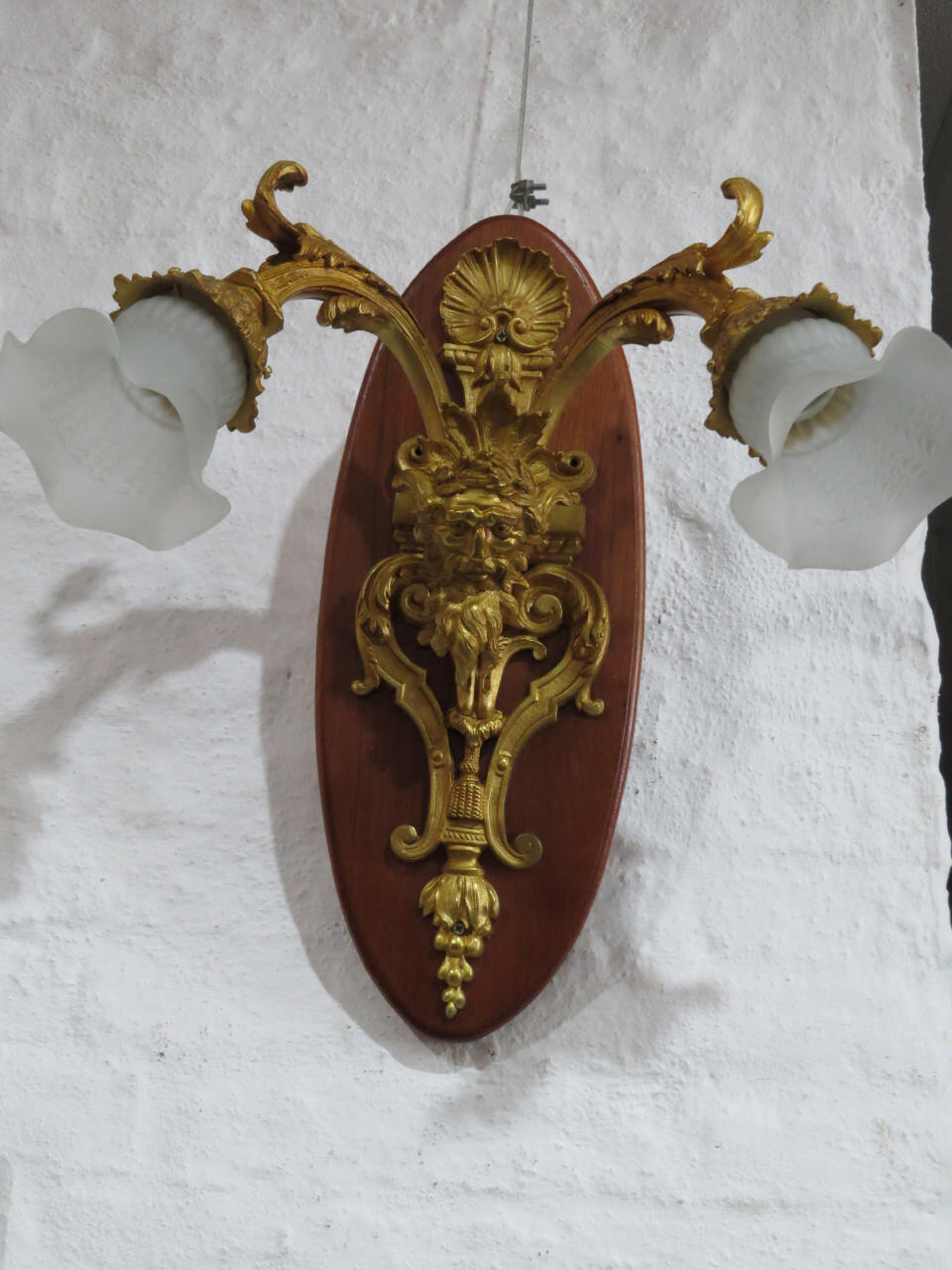 Lote: 50 - Lote: 50 - Artefacto de pared