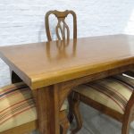 Lote: 89 - Lote: 89 - Mesa de comedor