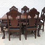 Lote: 79 - Lote: 79 - Juego comedor Reina Ana